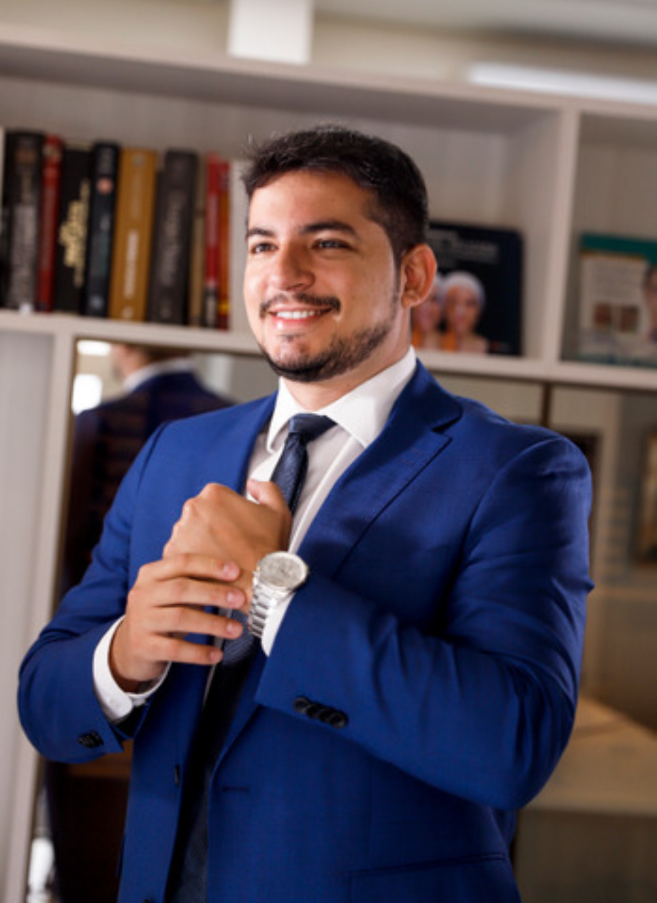 Dr. Danillo Irineu Brito Vieira de Freitas - Cirurgião Plástico