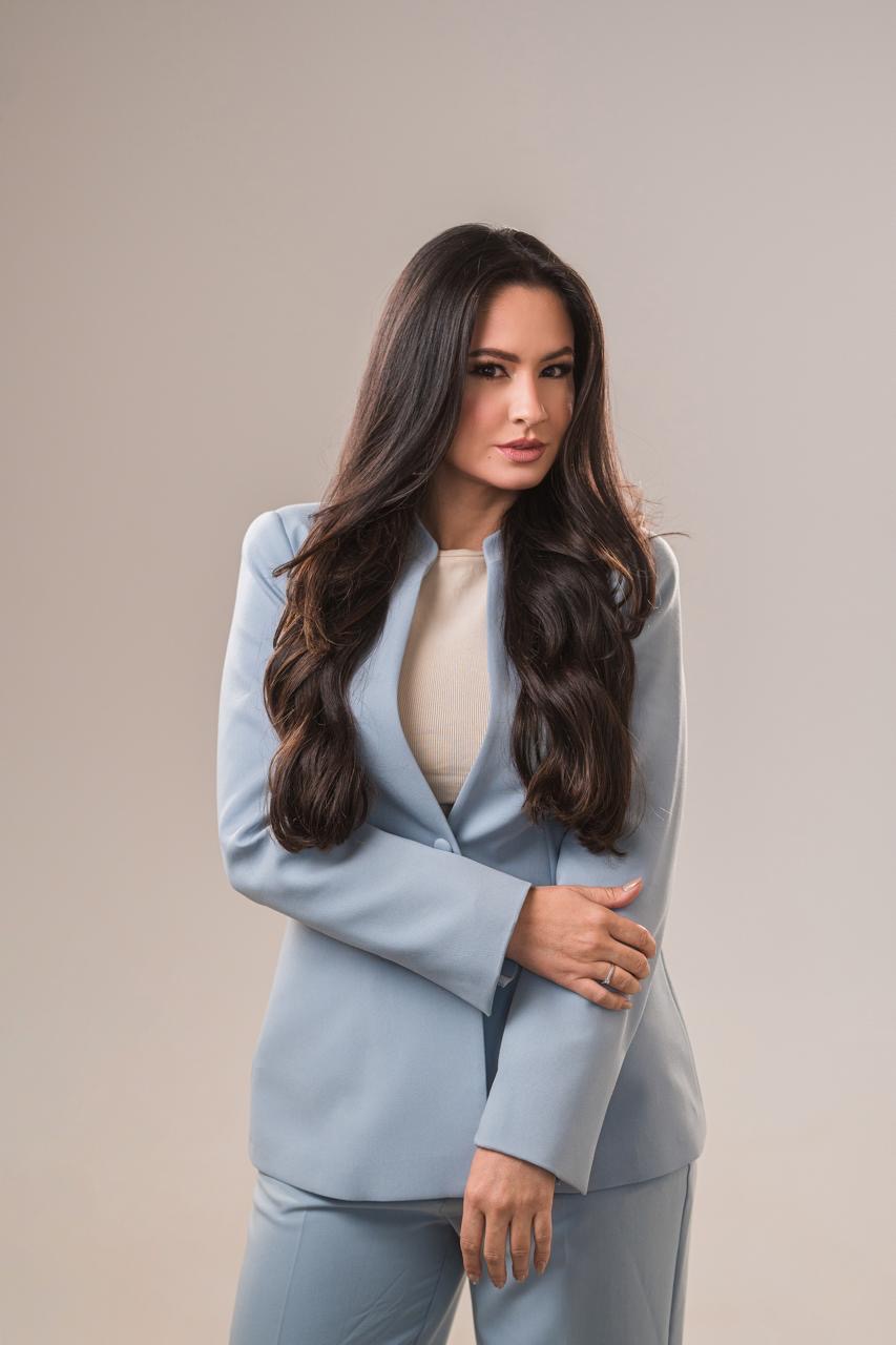 Dra. Andressa Pereira de Queiroz